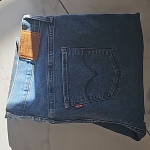 Levi's